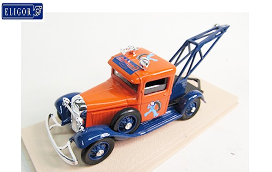Ebbro 1/43 1934 Ford V8 Tow Truck